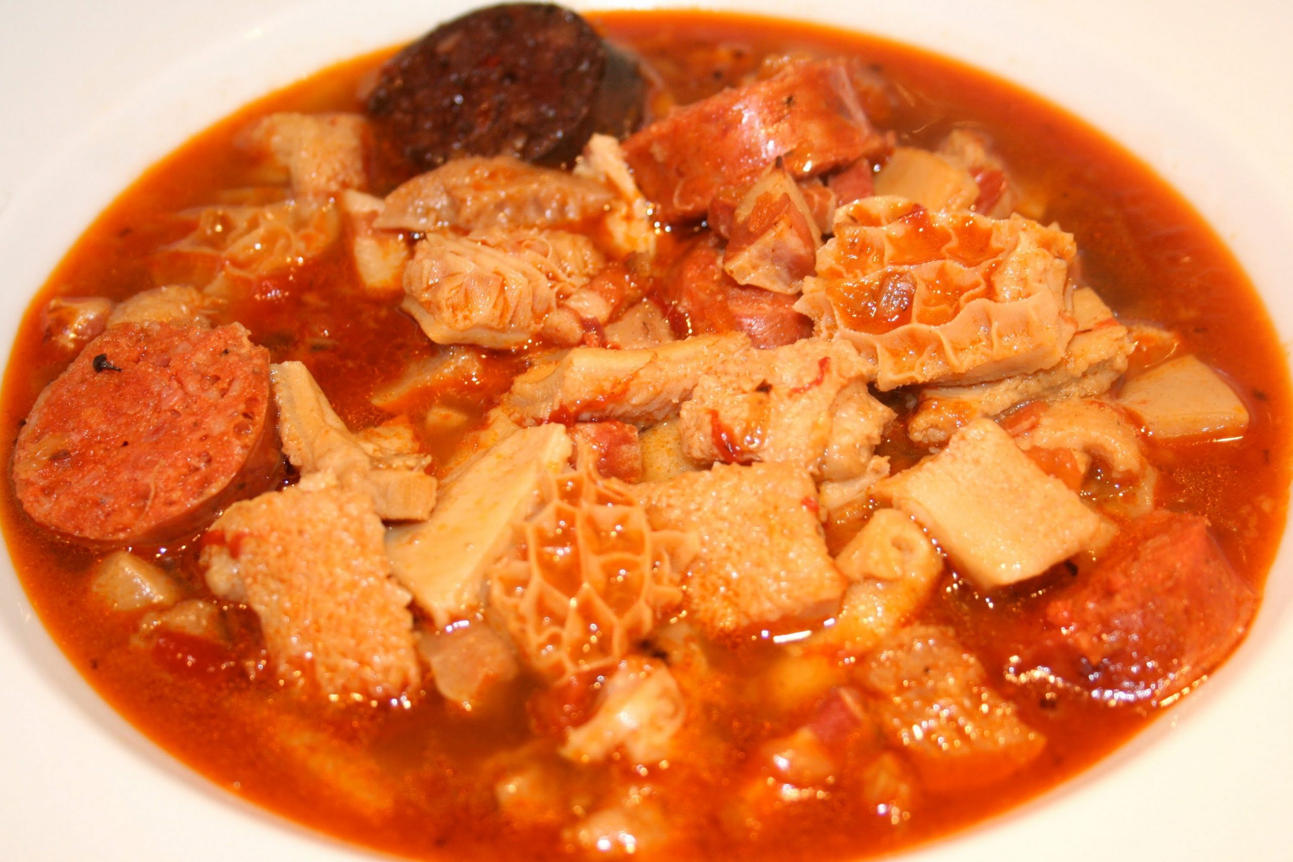 Callos con chorizo